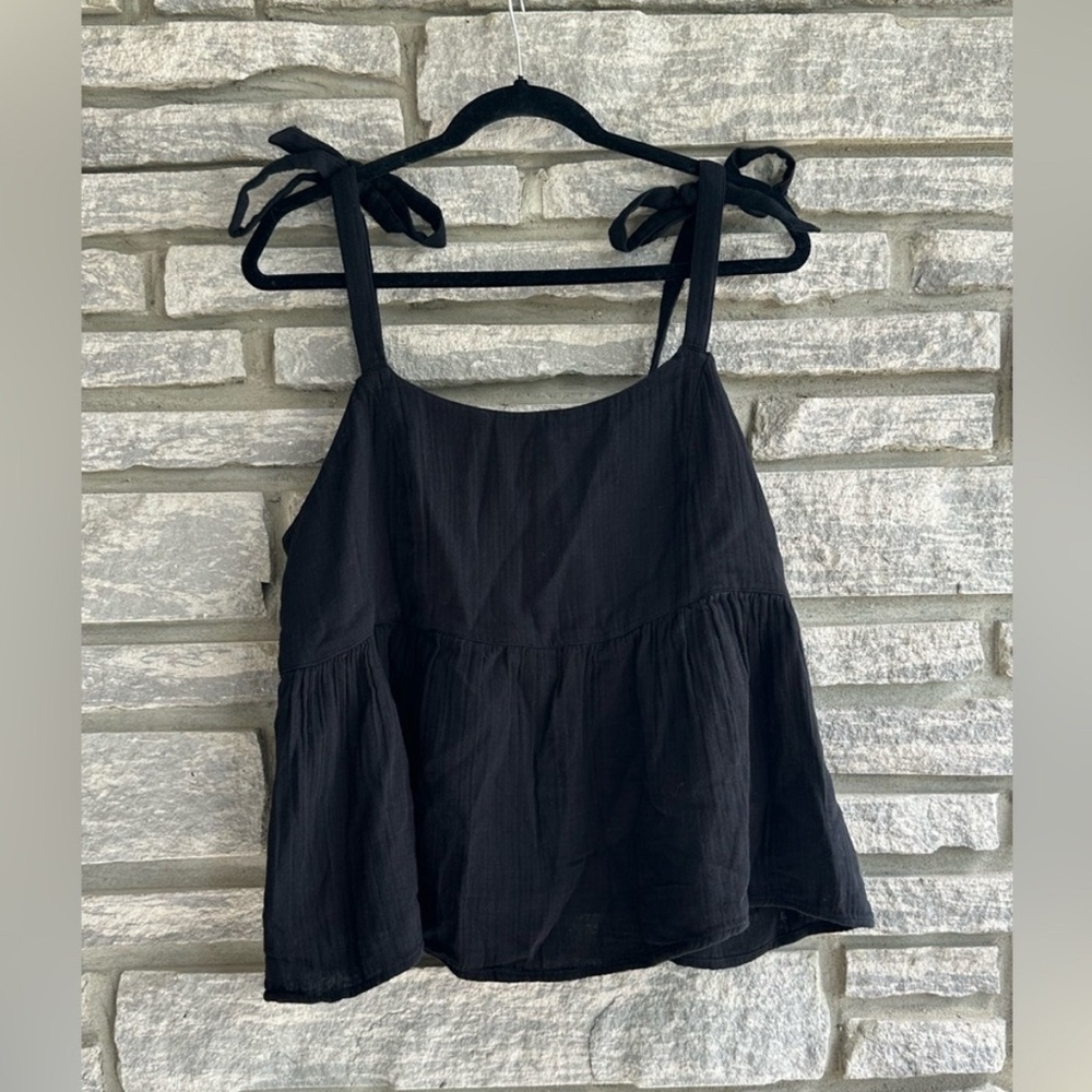 Old navy - black top with bow straps
